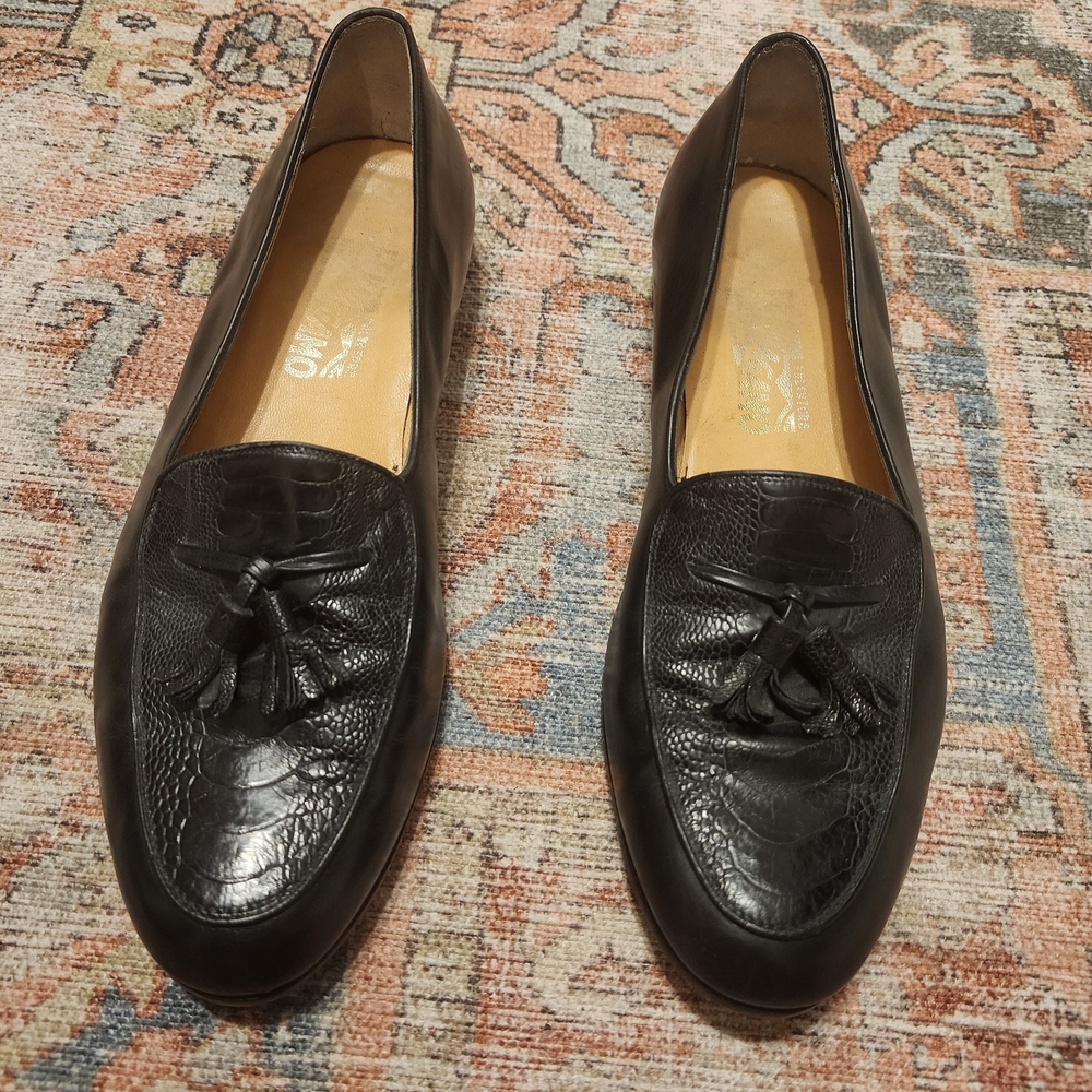 REAL Ostrich Salvatore Ferrogamo Elegant Black Loafers